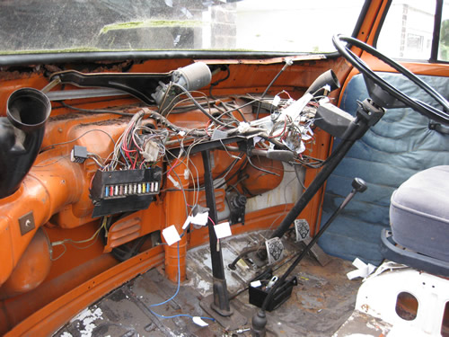 Interior - dashboard removal 1971 type 2 | Volkszone Forum